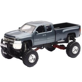 New Ray Toys Chevrolet Silverado HD2500 With Suspension 1:32 Scale Replica