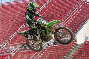 Tickle takes down Tomac for West title