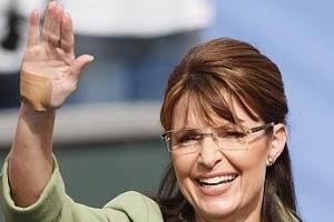 Palin makes waves at motorcycle rally 