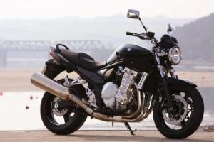 Suzuki Unveils V-Strom 650
