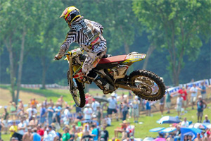 In moto two, Dungey's RM-Z450 rocketed him out of the gate and into the front for the holeshot.
