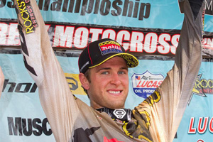 Ryan Dungey powered his Yoshimura-equipped Suzuki RM-Z450 to the overall win and team-mate Brett Metcalfe carded a solid sixth-placed result. 
