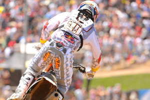 Short remained in 8th place for the majority of the moto before a battle ensued with Tommy Hahn.