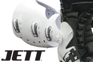 The boots use hinged ankles and unique flex zones that allow the Jett boot to give a broken-in feel.
