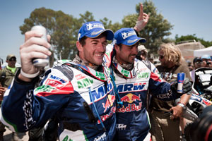 Marc Coma and Cyril Despres at Stage 13 Dakar 2011 