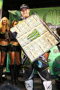 $1,000,000 Prize - First ever in off-road motorcycle racing history won by Ryan Villopoto. Photography: John Igras