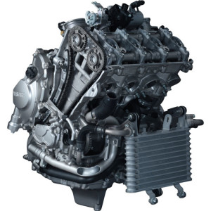 2015 Yamaha YZF-R1 - Engine