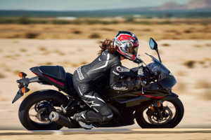 2015 Yamaha YFZ-R3 - Desert Riding