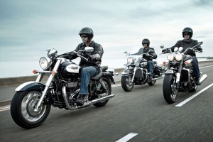 2012 Triumph America - Action